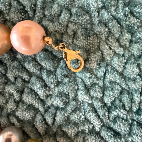 Kenneth Jay Lane Multicolor Pearl Necklace - Picture 5 of 5